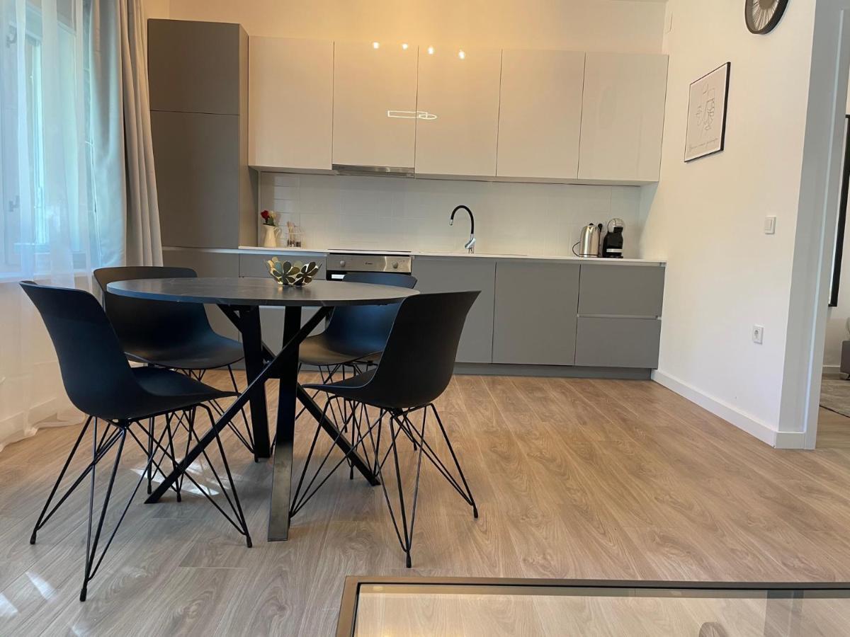זאגרב Apartments Ella מראה חיצוני תמונה